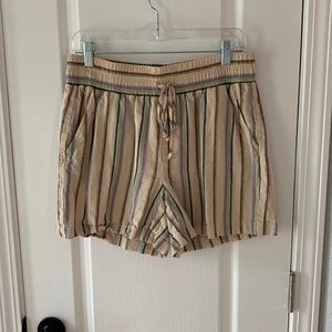 Cabi Vacation Shorts #5812 Linen Size S NWOT